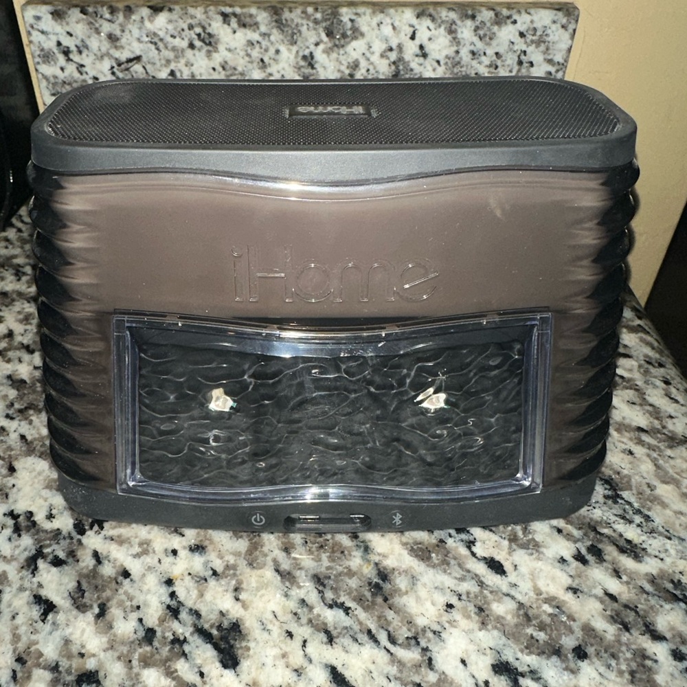 iHome Black Speaker